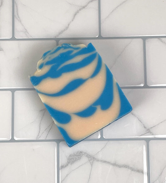 Handcrafted CHECK MATE Soap 5oz | Fresh Masculine Cologne Fragrance | Unique Layered Design | Ideal Gift for Him | Cold Process Soap